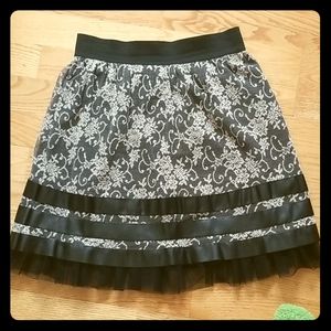 Stretchable waistband skirt